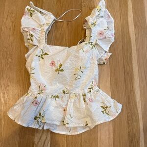 Francesca’s Floral Ruffle Sleeve Top - White